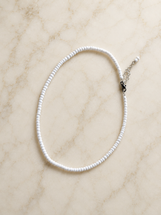 Classic White Elegance Choker