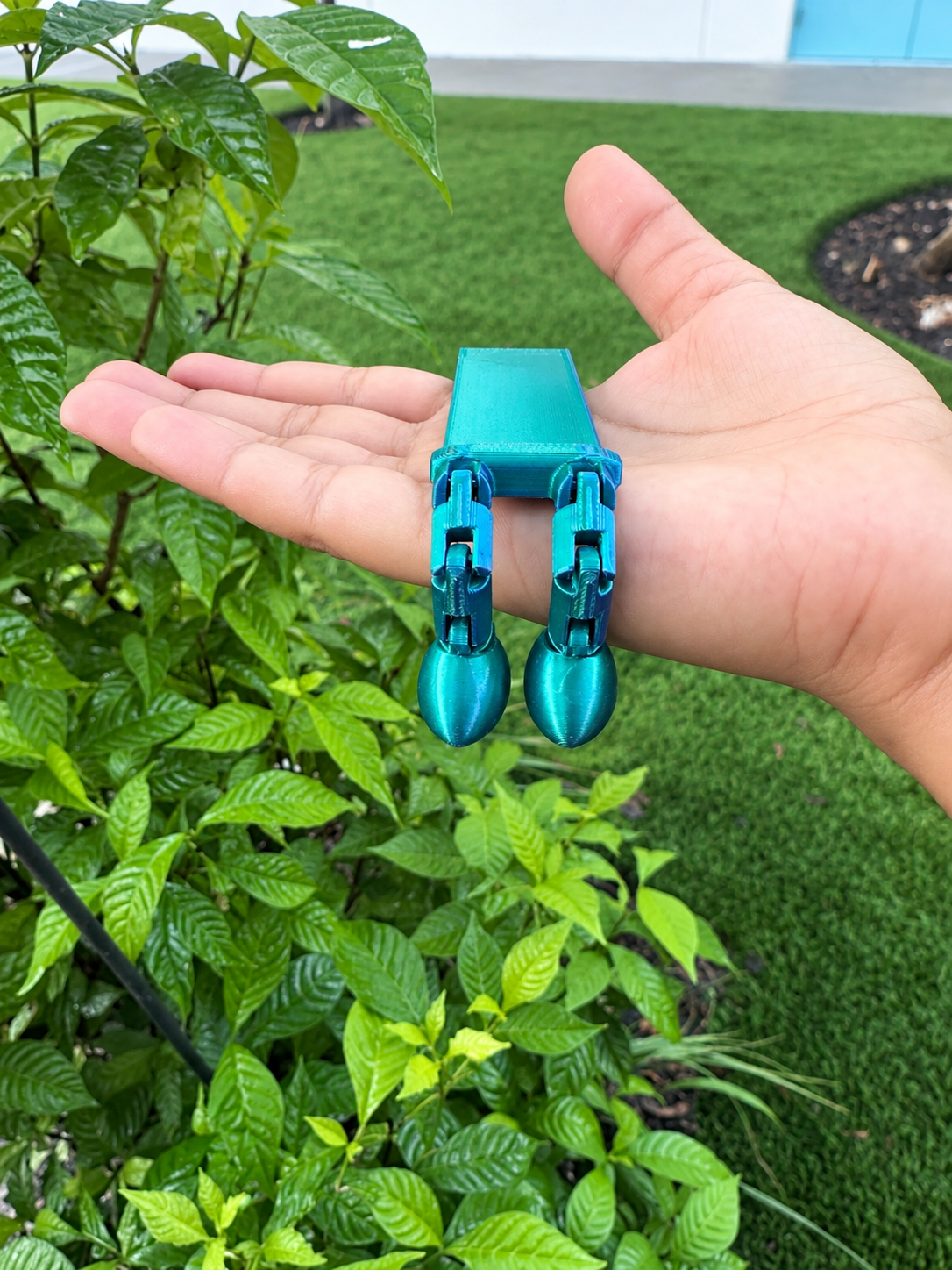 📚 3D Printed Articulated Legs Bookmark