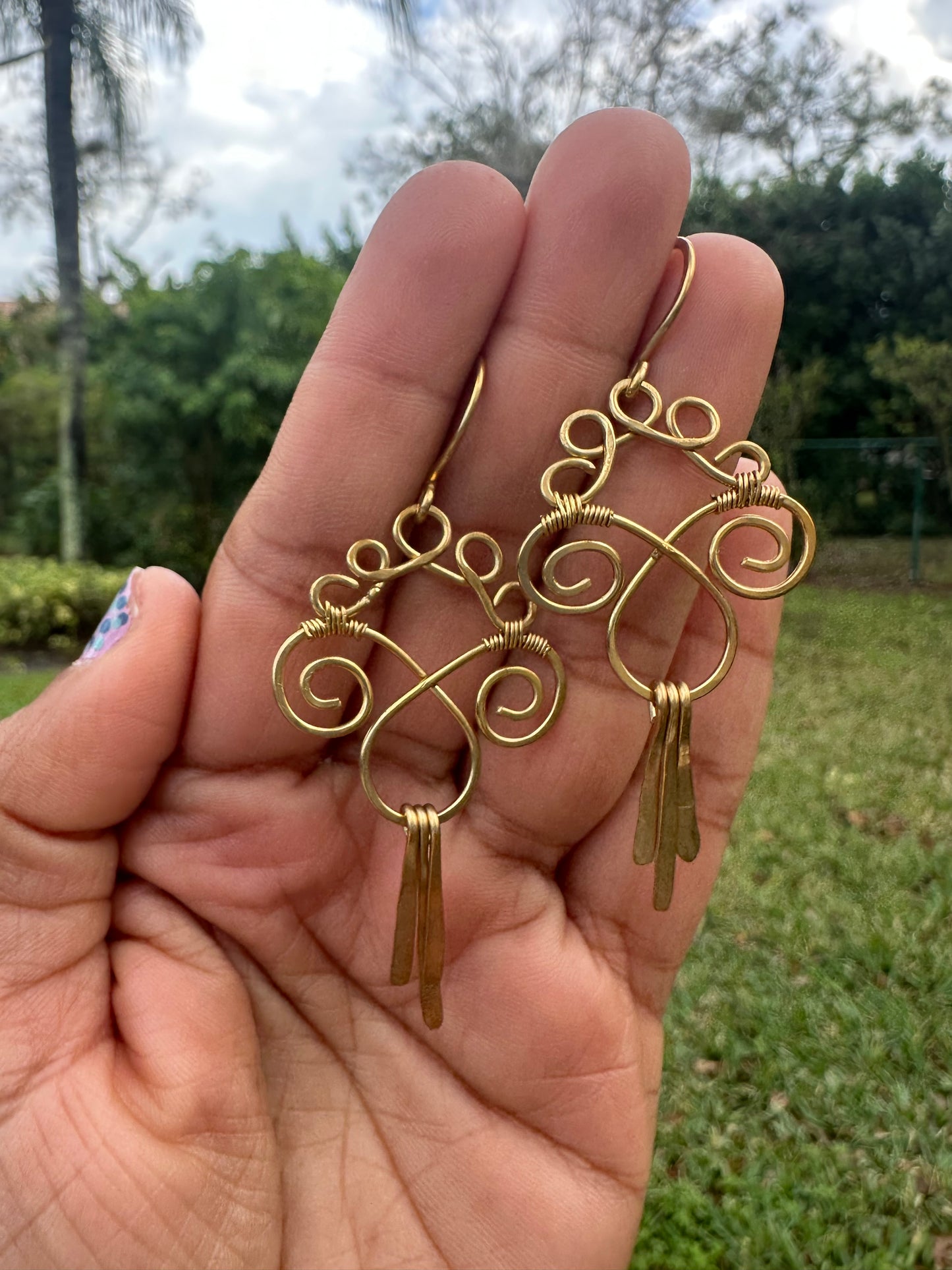 Swirl+ fringes Brass Earring