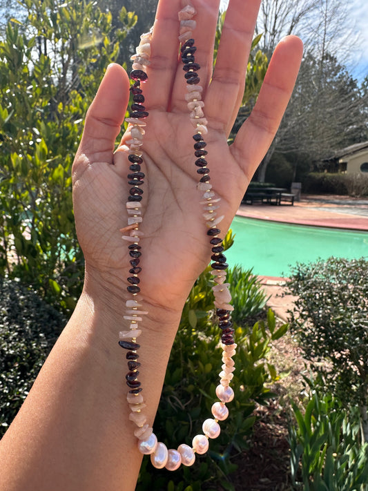 Granet Whisper Pearl Necklace