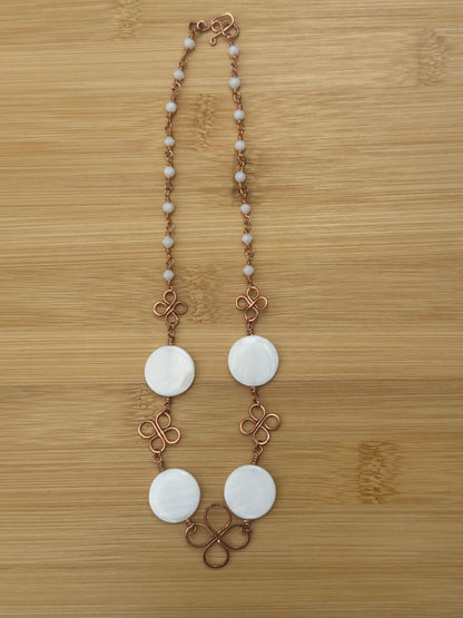 Round Mother of Pearl & Copper Clover